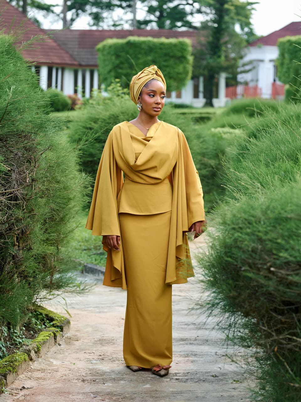 The Haiti set, Mustard Yellow, angle 1